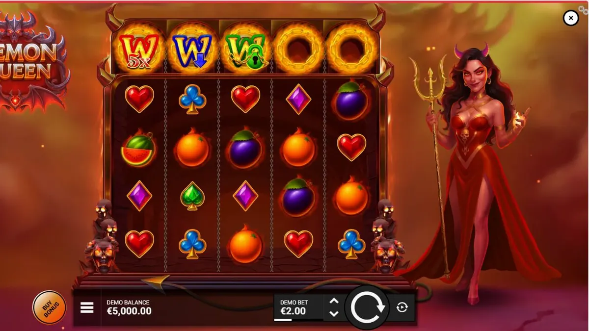 Demon Queen slot machine interface com tema gótico e chamas